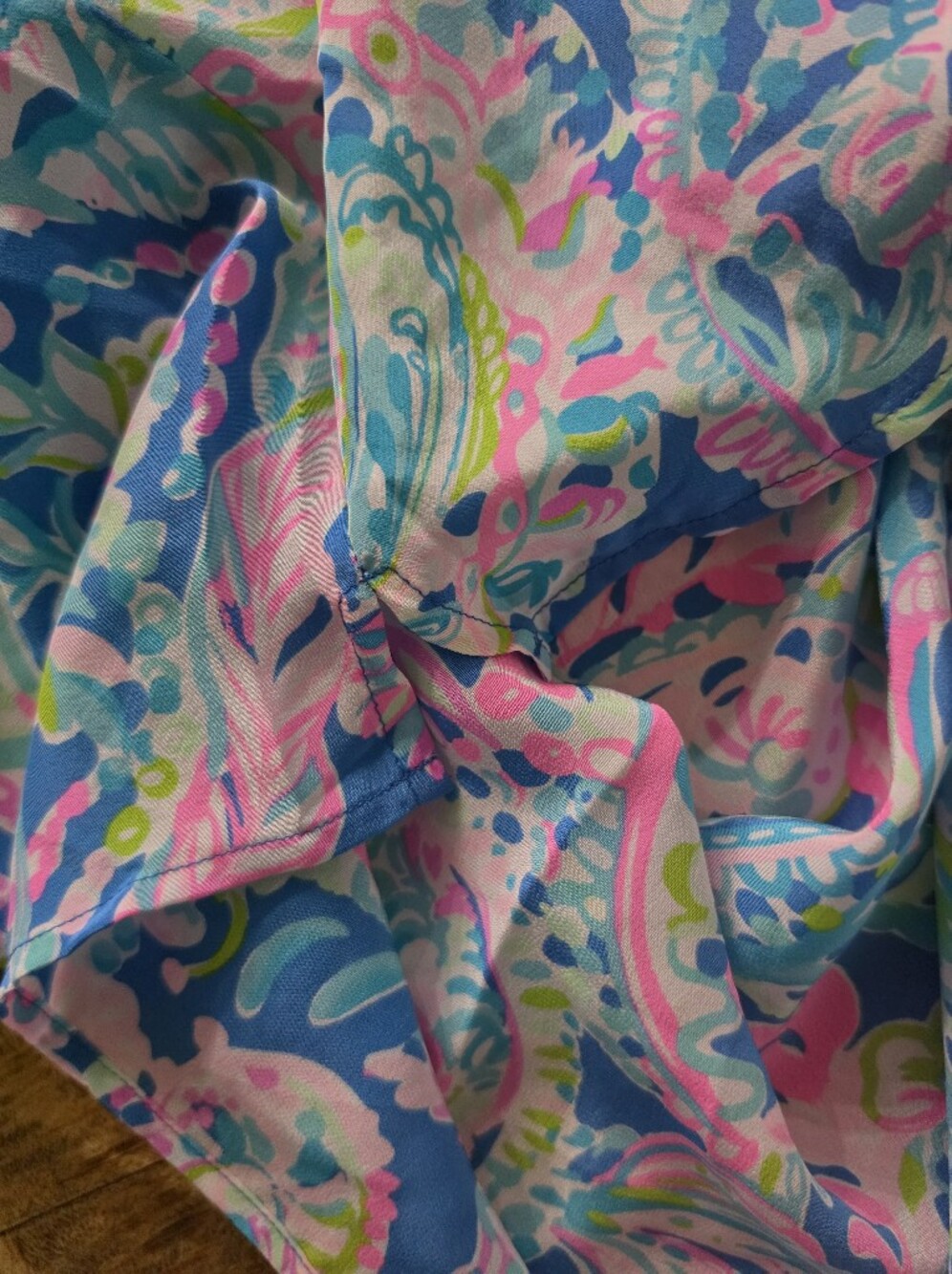 Lilly Pulitzer Elsa Silk Top Multi Via Del Mar size Large - Picture 13 of 16
